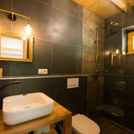 Tatransky Medved בקתה *