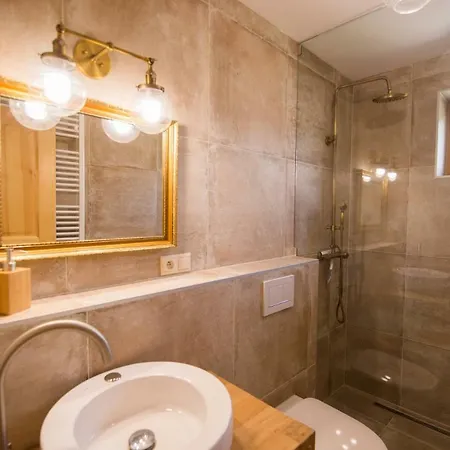 בקתה Tatransky Medved